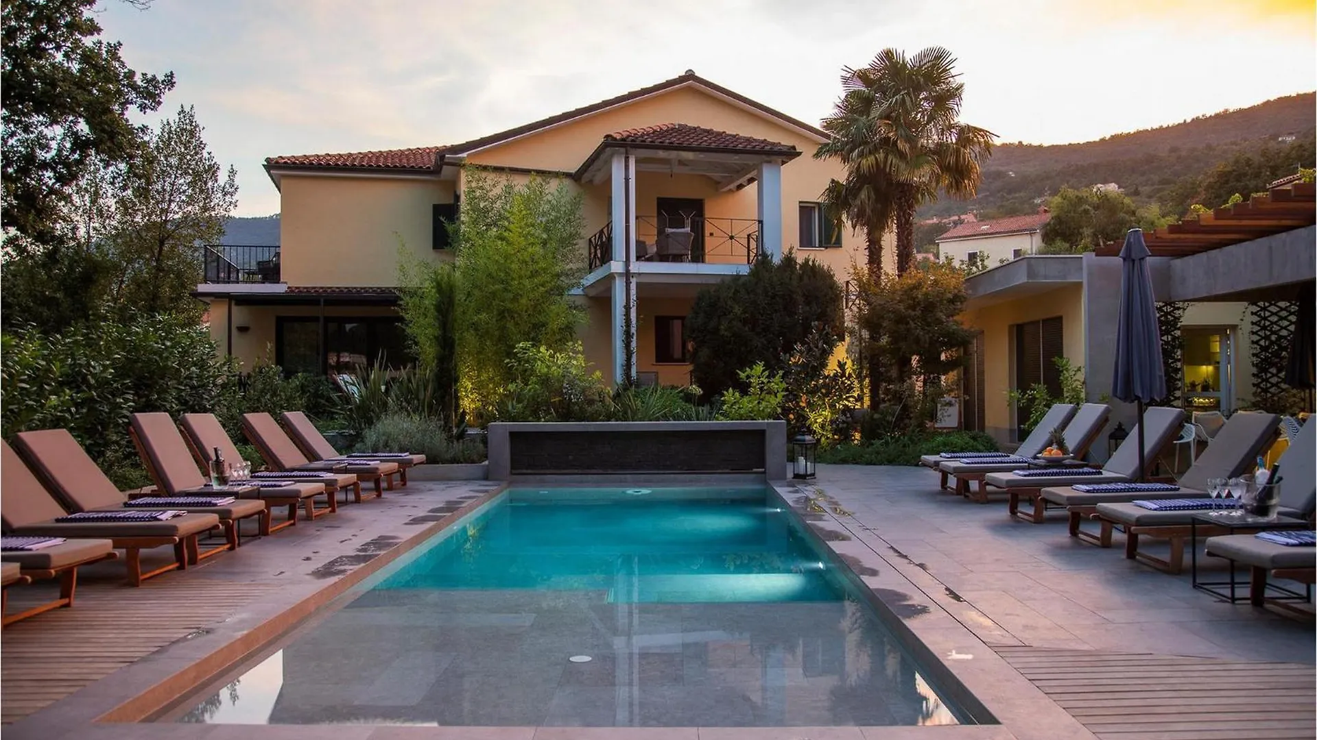 別荘 Villa Opatija Hills イカ